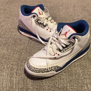 Boys Nike Air Jordan Sneakers